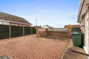 Photo 25- click for photo gallery